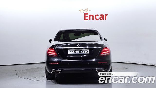 Mercedes-Benz E-Class E250 Avantgarde — пробег 100 363 км