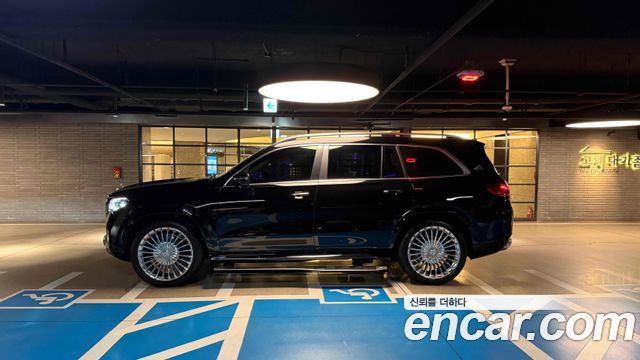 Mercedes-Benz GLS-Class Maybach GLS600 4MATIC — пробег 6 500 км