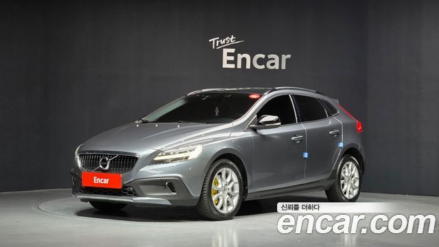 Volvo V40 из Кореи Encar
