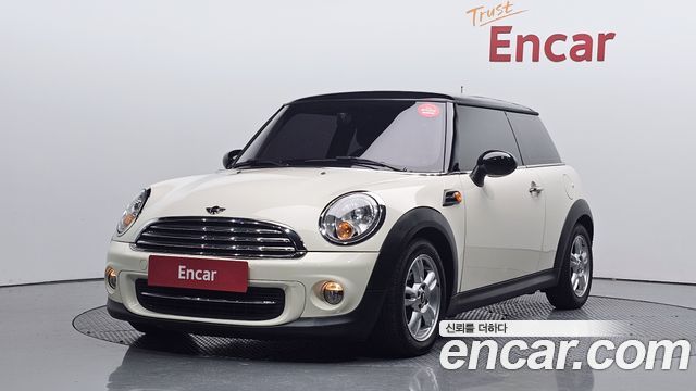 Mini Cooper SE — пробег 74 751 км