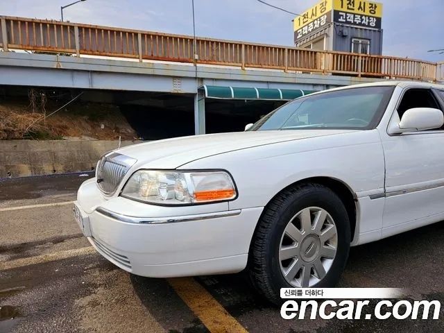 Lincoln Town Car из Кореи Encar