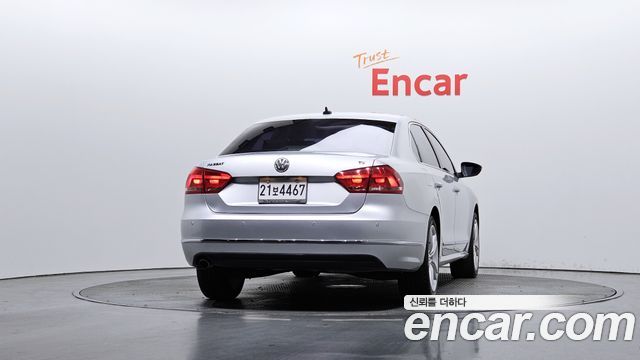 Volkswagen Passat 2.0 TDI B7 — пробег 130 677 км