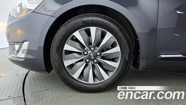 Kia K7 из Кореи Encar