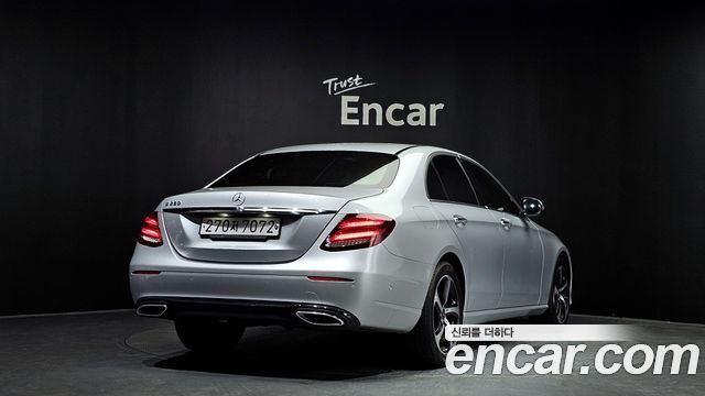 Mercedes-Benz E-Class E250 Avantgarde — пробег 116 747 км — фото 2 из 5