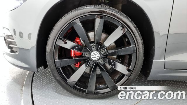 Volkswagen Scirocco 2.0 TDI R-Line — пробег 100 021 км