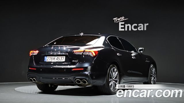 Maserati Ghibli из Кореи Encar
