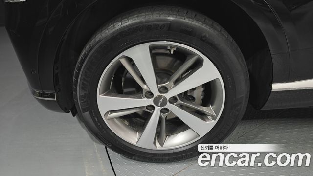 Genesis GV80 2.5T Gasoline AWD — пробег 95 584 км