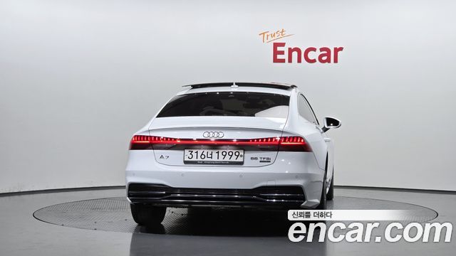 Audi A7 55 TFSI Quattro Premium — пробег 57 037 км