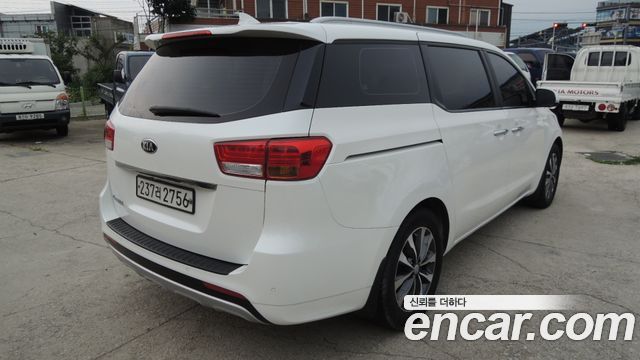 Kia Carnival из Кореи Encar