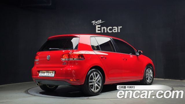 Volkswagen Golf 1.6 TDI Blue Motion — пробег 109 942 км