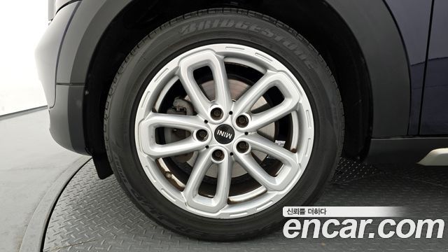 Mini Countryman ALL4 1st — пробег 82 402 км