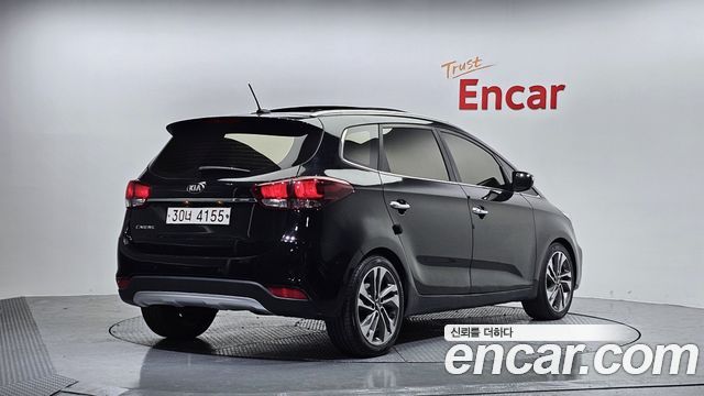 Kia Carens из Кореи Encar
