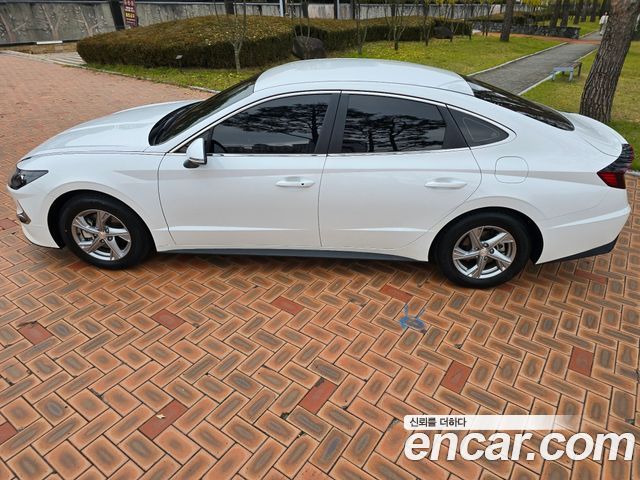 Hyundai Sonata 2.0 LPG(rental car) Style — пробег 58 447 км — фото 5 из 5