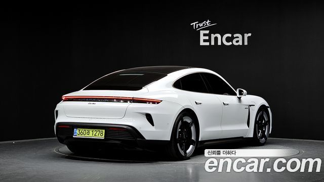 Porsche Taycan из Кореи Encar