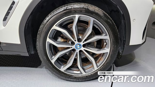 BMW X3 xDrive 30e — пробег 61 432 км — фото 5 из 5
