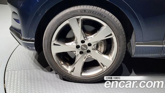 Genesis GV80 из Кореи Encar