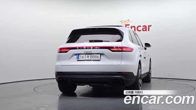 Porsche Cayenne 3.0 E-Hybrid — пробег 83 713 км