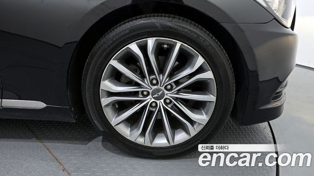 Hyundai Genesis из Кореи Encar