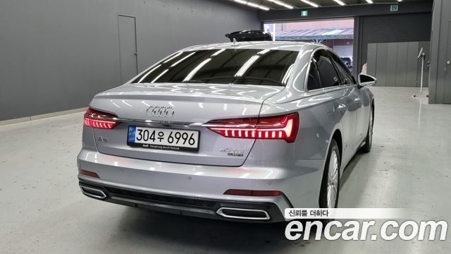 Audi A6 40 TDI Quattro Premium — пробег 108 800 км