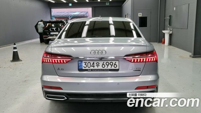 Audi A6 40 TDI Quattro Premium — пробег 108 800 км