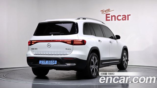Mercedes-Benz EQB из Кореи Encar