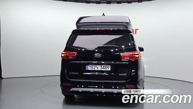 Kia Carnival из Кореи Encar