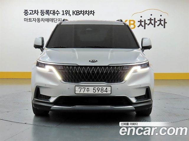 Kia Carnival 11-Seater Signature — пробег 84 526 км — фото 2 из 5