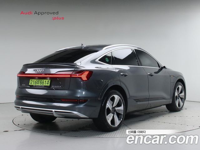 Audi e-tron из Кореи Encar