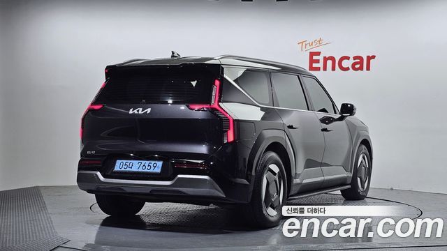Kia EV9 из Кореи Encar