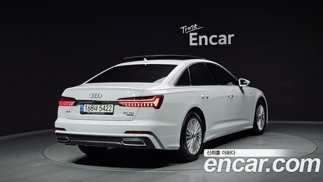 Audi A6 40 TDI Quattro Premium — пробег 66 831 км