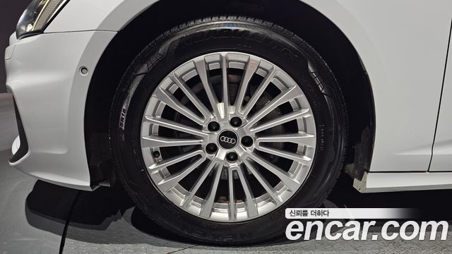 Audi A6 40 TDI Quattro Premium — пробег 66 831 км