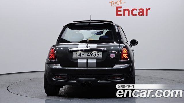 Mini Cooper Standard Second Generation — пробег 168 817 км