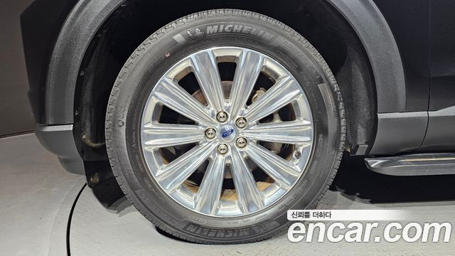Ford Explorer 2.3 LimIted 4WD — пробег 33 365 км