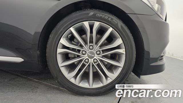 Hyundai Genesis из Кореи Encar