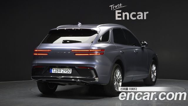 Genesis GV70 из Кореи Encar