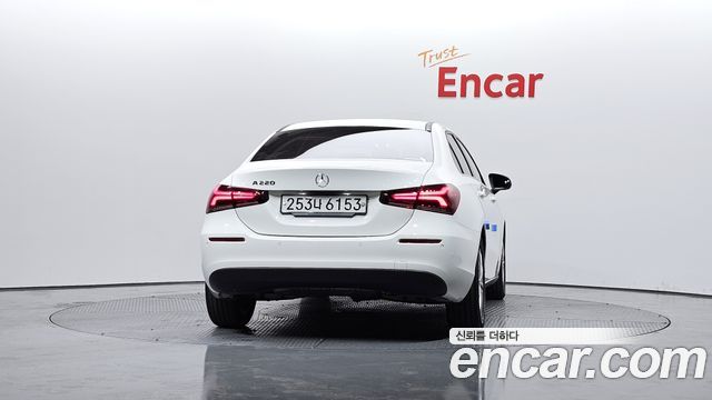 Mercedes-Benz A-Class A220 Sedan — пробег 62 365 км