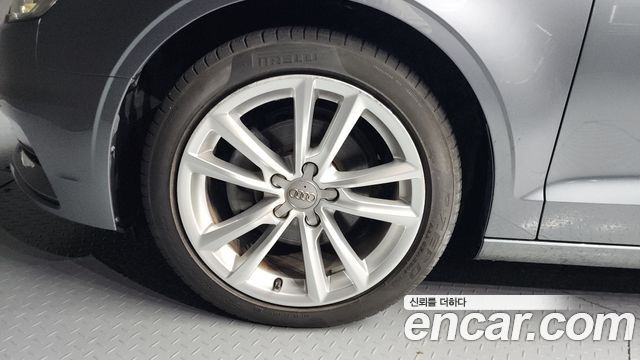 Audi A3 35 TDI Dynamic 8V — пробег 105 805 км