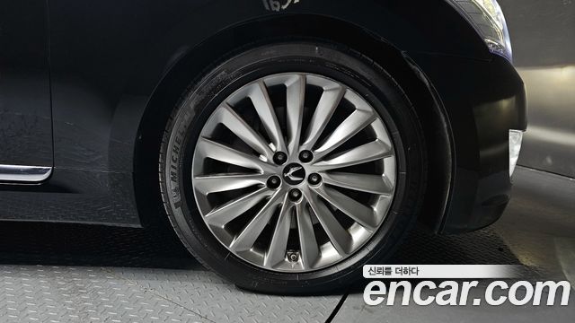 Hyundai Equus из Кореи Encar