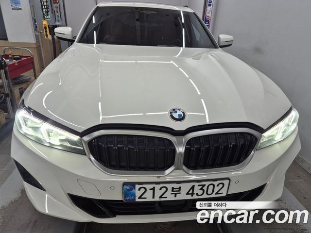 BMW 3-Series из Кореи Encar