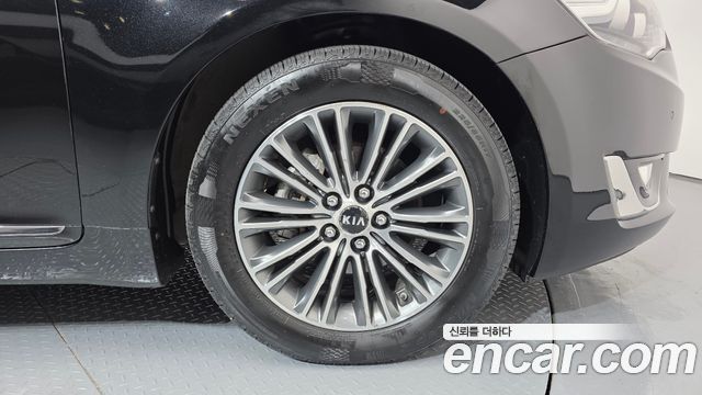 Kia K7 из Кореи Encar