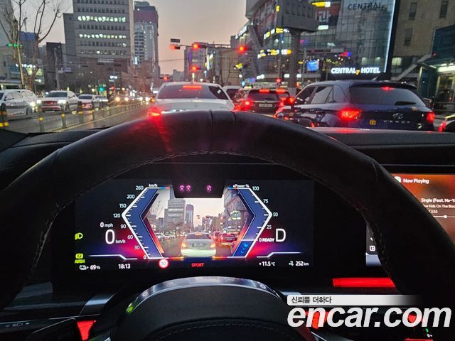 BMW i7 из Кореи Encar