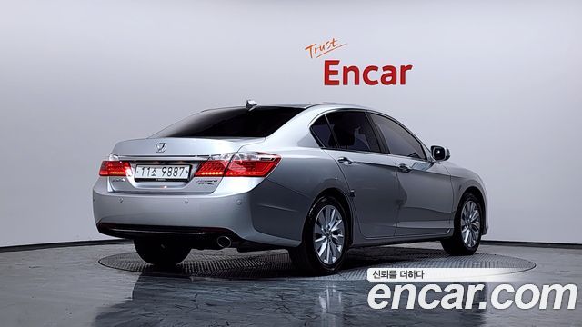 Honda Accord 2.4 9th — пробег 86 467 км