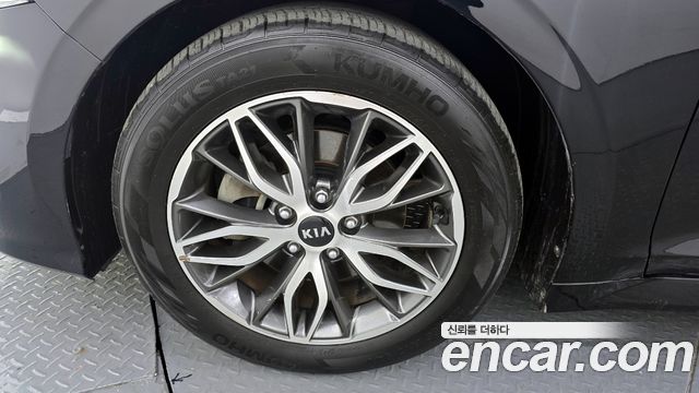 Kia K5 из Кореи Encar