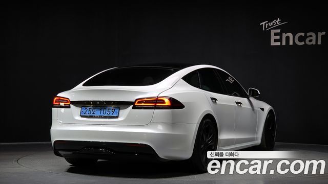 Tesla Model S из Кореи Encar