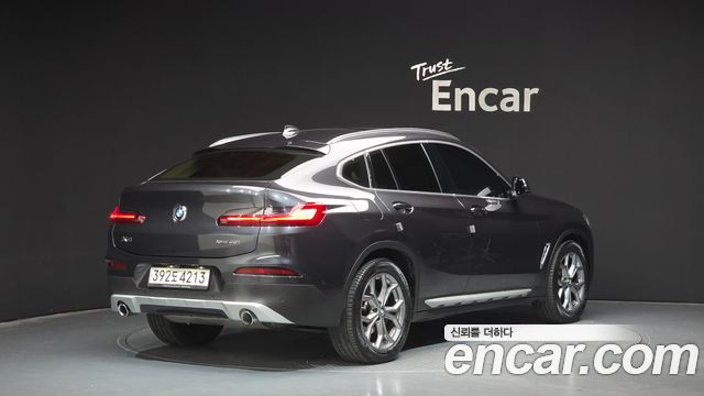 BMW X4 xDrive20i xLine — пробег 46 488 км — фото 2 из 5