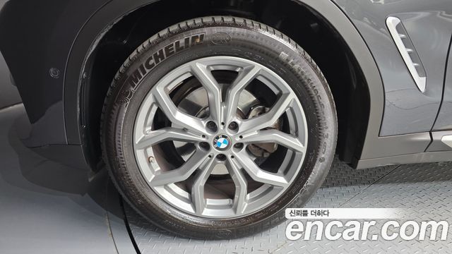 BMW X4 xDrive20i xLine — пробег 46 488 км — фото 5 из 5