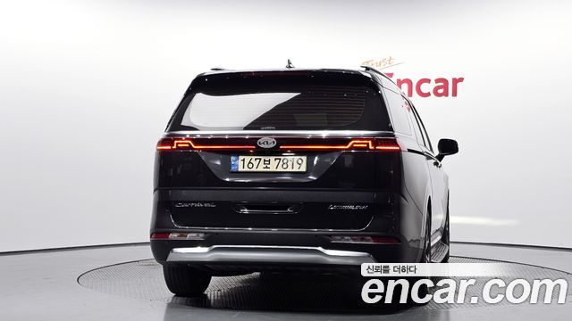 Kia Carnival из Кореи Encar