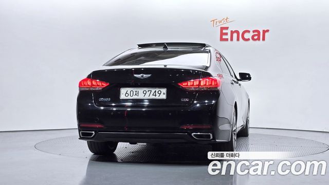 Hyundai Genesis из Кореи Encar