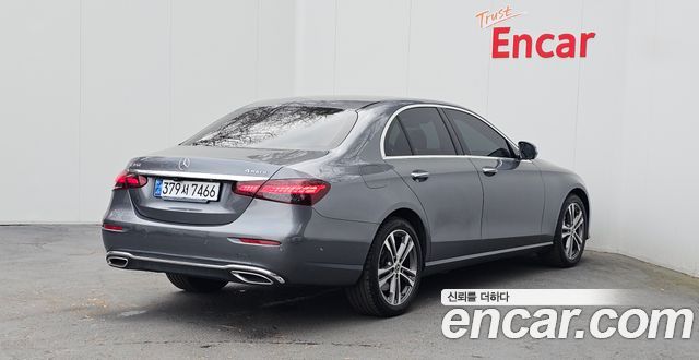 Mercedes-Benz E-Class из Кореи Encar