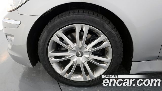 Hyundai Genesis из Кореи Encar